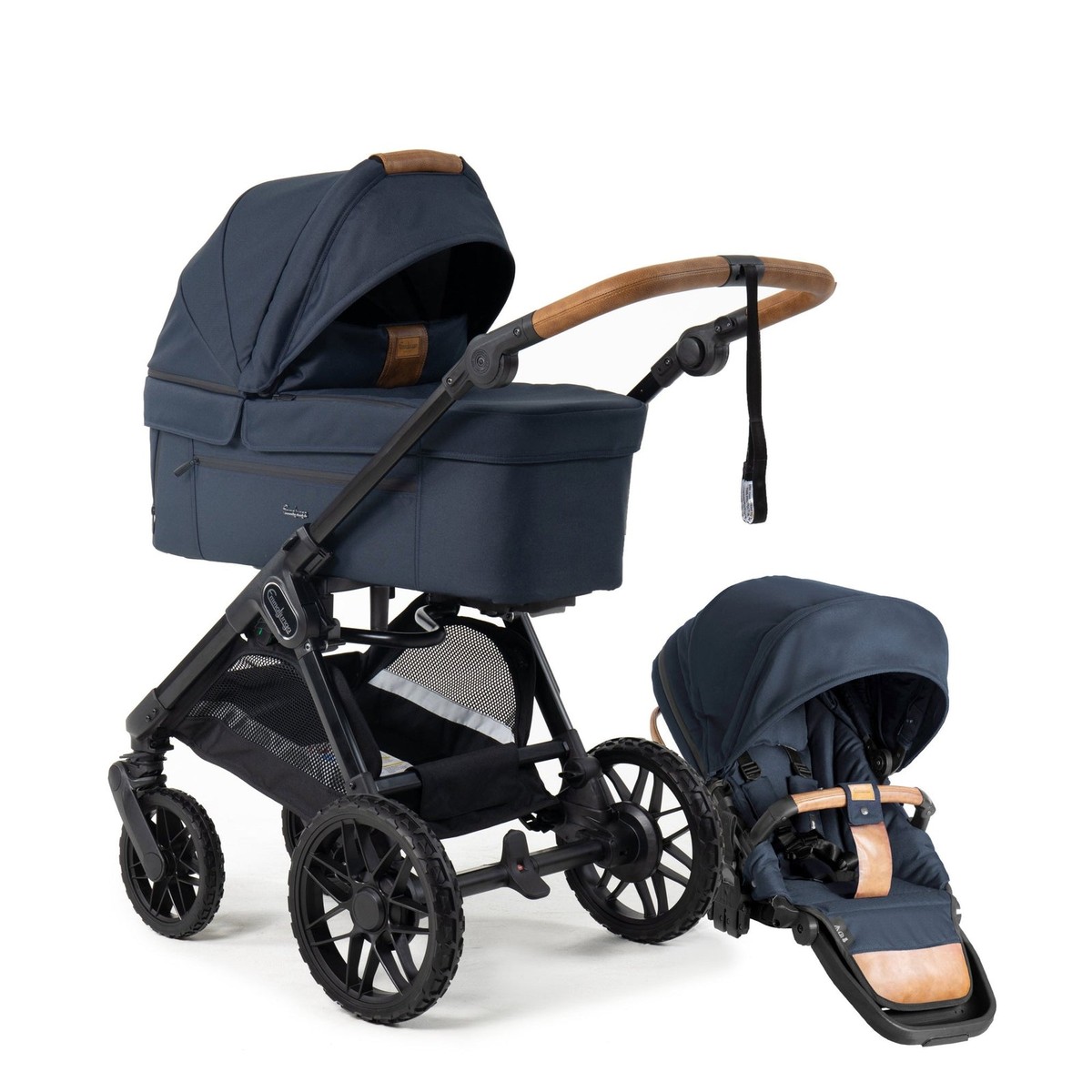Outdoor Dark Navy 提篮舱套装官方图